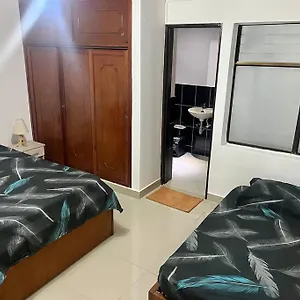 https://espectacular-ubicacion-cerca-al-parque-deapartment.colombiamedellinhotels.com